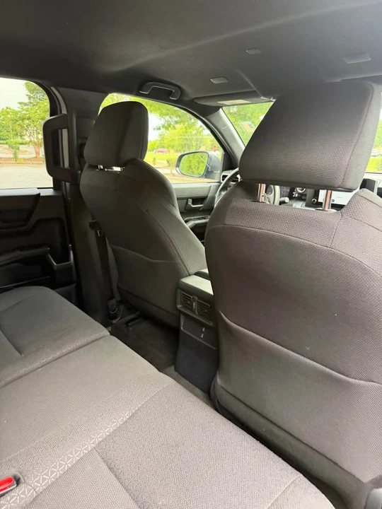 2025 Toyota 4Runner 6th Gen - Image 11 of 19