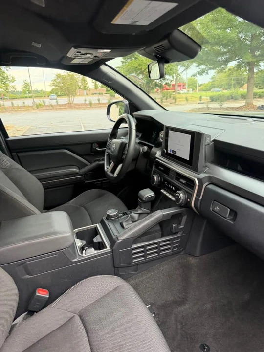 2025 Toyota 4Runner 6th Gen - Image 7 of 19
