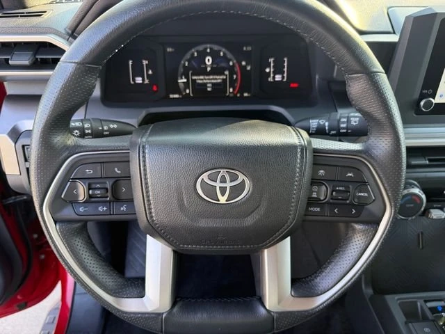 2025 Toyota 4Runner 6th Gen - Image 9 of 19