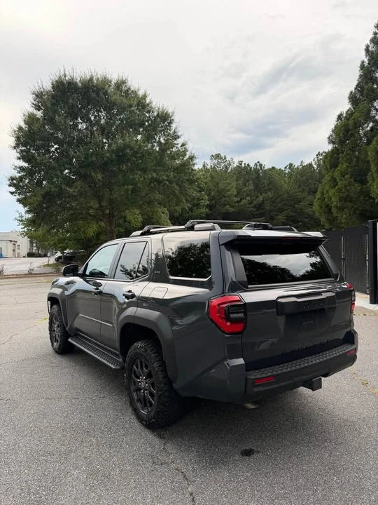 2025 Toyota 4Runner 6th Gen - Image 19 of 19