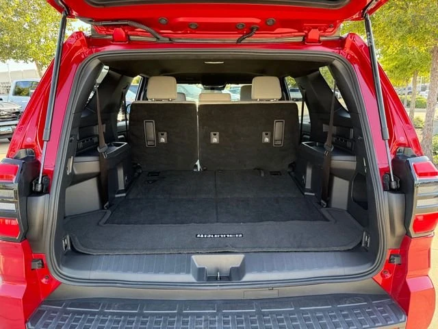 2025 Toyota 4Runner 6th Gen - Image 19 of 19