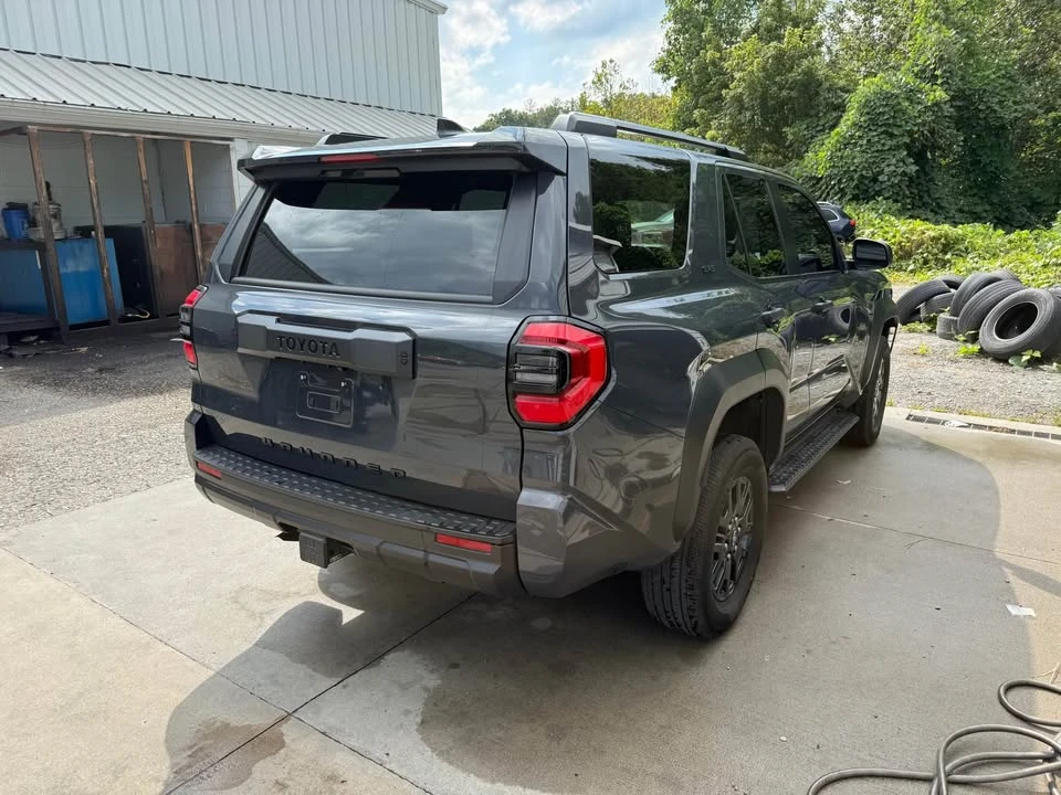 2025 Toyota 4Runner 6th Gen - Image 4 of 8