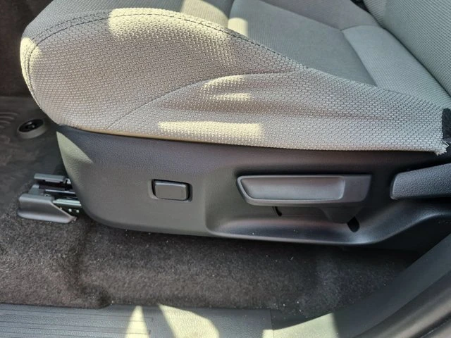 2025 Toyota 4Runner 6th Gen - Image 14 of 20