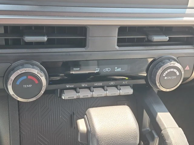 2025 Toyota 4Runner 6th Gen - Image 16 of 20