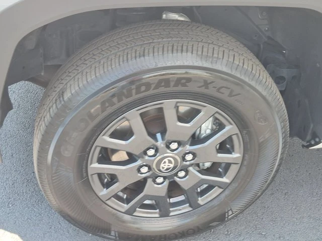 2025 Toyota 4Runner 6th Gen - Image 18 of 20
