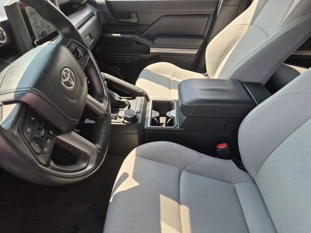 2025 Toyota 4Runner 6th Gen - Image 13 of 20
