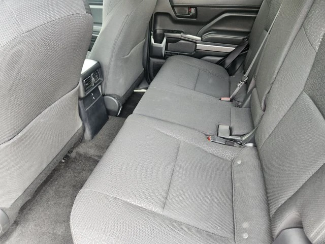 2025 Toyota 4Runner 6th Gen - Image 12 of 20