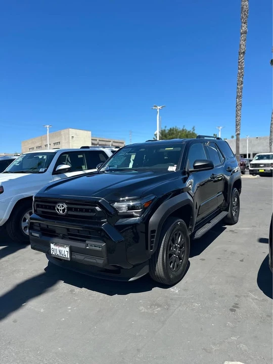 2025 Toyota 4Runner 6th Gen - Image 3 of 10
