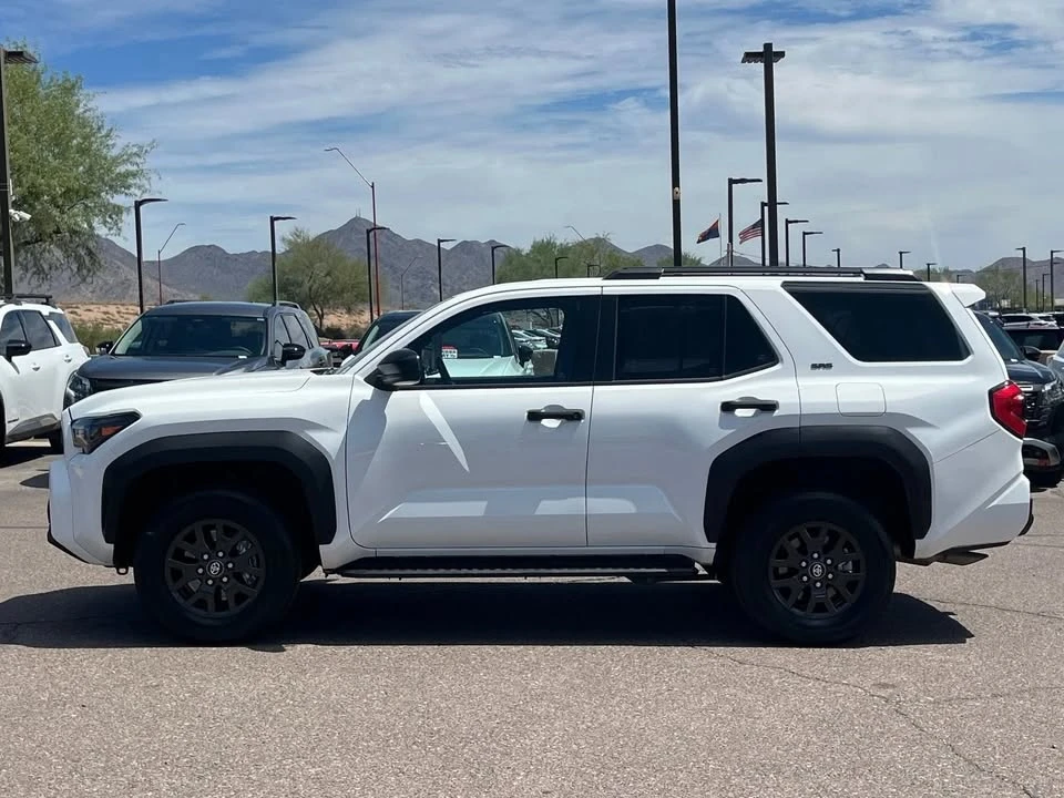 2025 Toyota 4Runner 6th Gen - Image 2 of 20