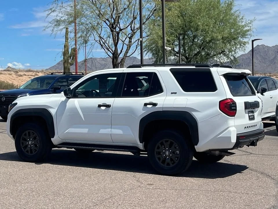 2025 Toyota 4Runner 6th Gen - Image 3 of 20