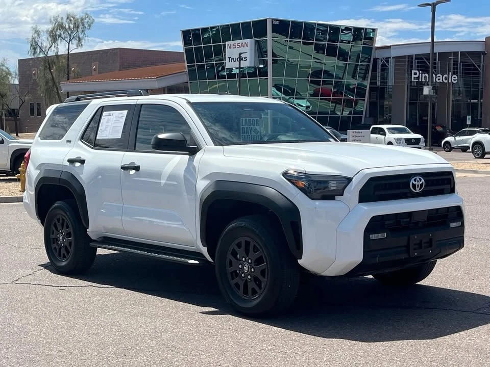 2025 Toyota 4Runner 6th Gen - Image 6 of 20