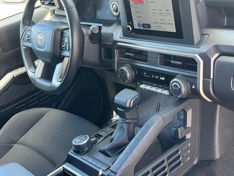 2025 Toyota 4Runner 6th Gen - Image 8 of 20