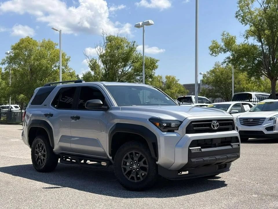 2025 Toyota 4Runner 6th Gen - Image 2 of 12