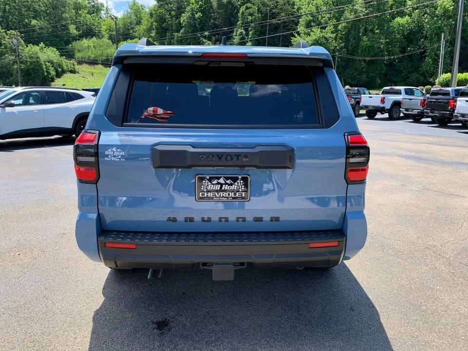 2025 Toyota 4Runner 6th Gen - Image 2 of 20