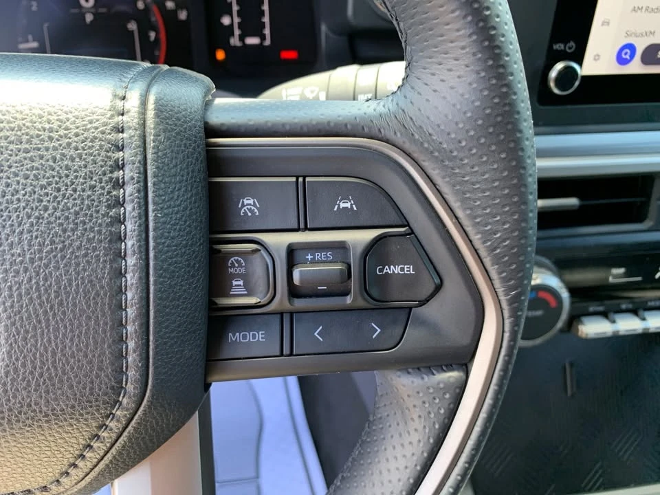 2025 Toyota 4Runner 6th Gen - Image 14 of 20