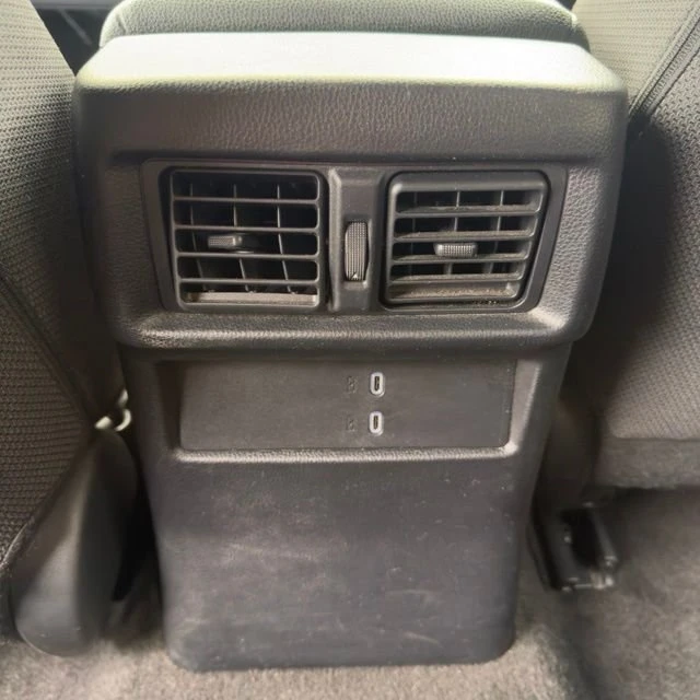 2025 Toyota 4Runner 6th Gen - Image 15 of 19