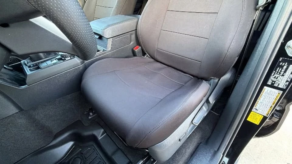 2025 Toyota 4Runner 6th Gen - Image 14 of 20