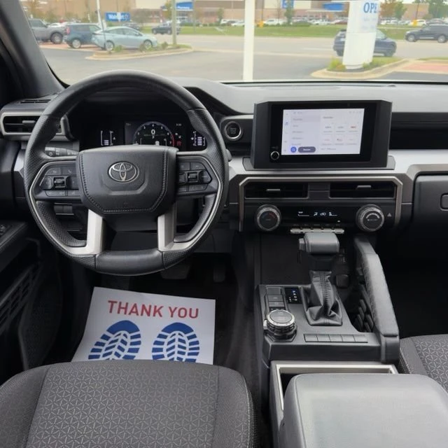 2025 Toyota 4Runner 6th Gen - Image 14 of 19