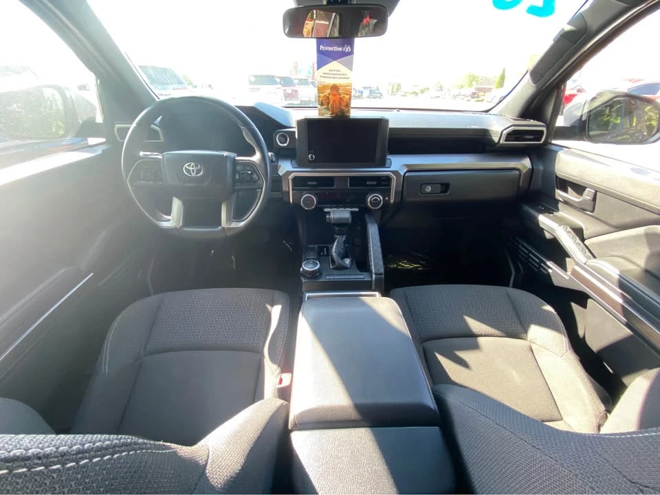 2025 Toyota 4Runner 6th Gen - Image 10 of 11