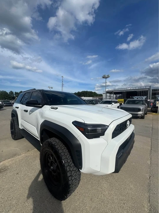 2025 Toyota 4Runner 6th Gen - Image 2 of 7