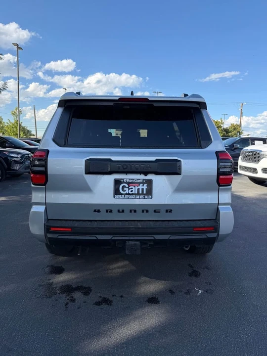 2025 Toyota 4Runner 6th Gen - Image 4 of 13