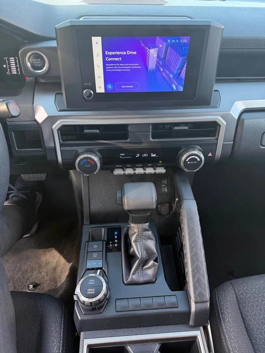 2025 Toyota 4Runner 6th Gen - Image 10 of 13