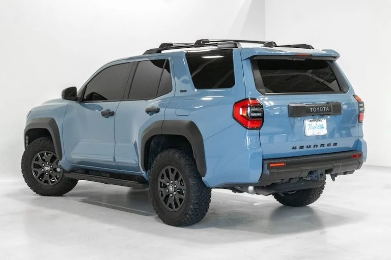 2025 Toyota 4Runner 6th Gen - Image 7 of 20
