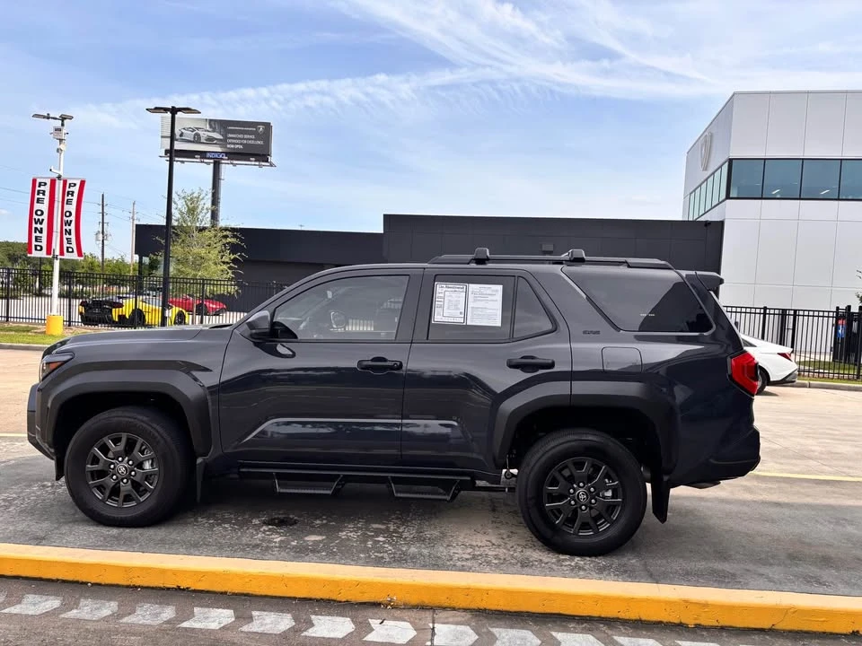 2025 Toyota 4Runner 6th Gen - Image 5 of 15