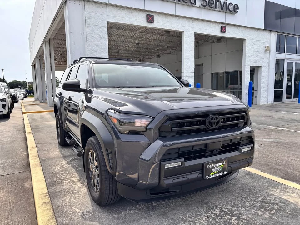 2025 Toyota 4Runner 6th Gen - Image 2 of 15