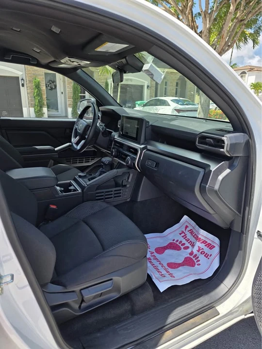 2025 Toyota 4Runner 6th Gen - Image 4 of 11