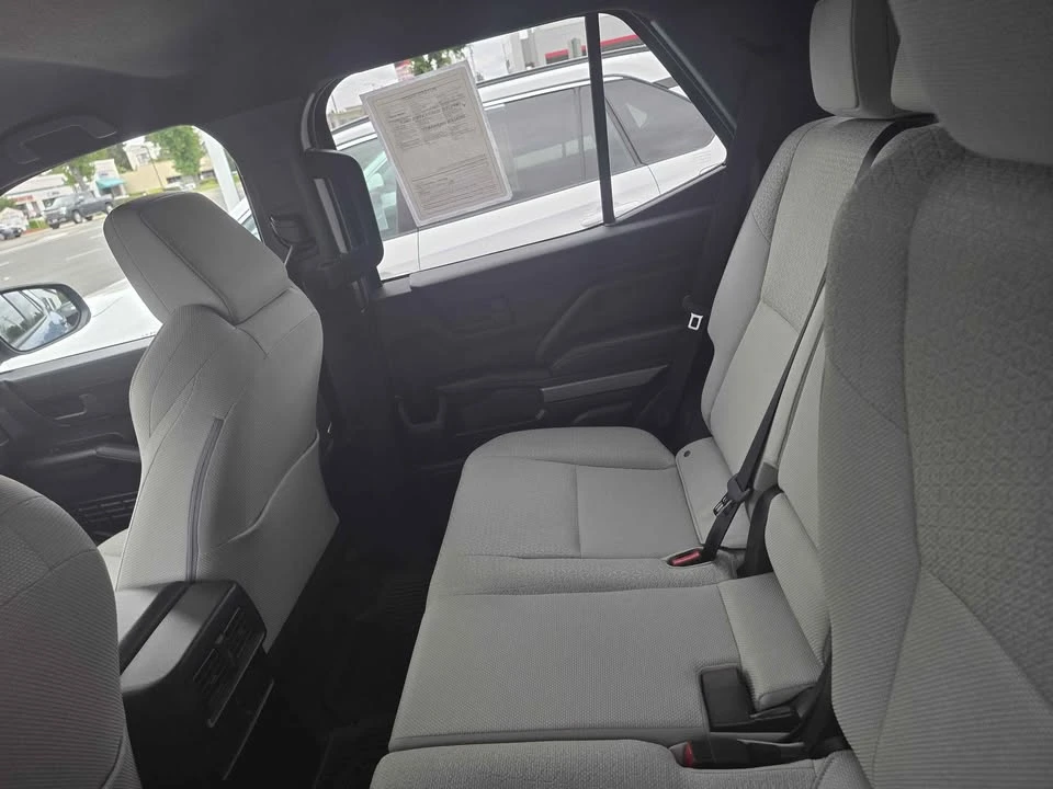 2025 Toyota 4Runner 6th Gen - Image 8 of 8