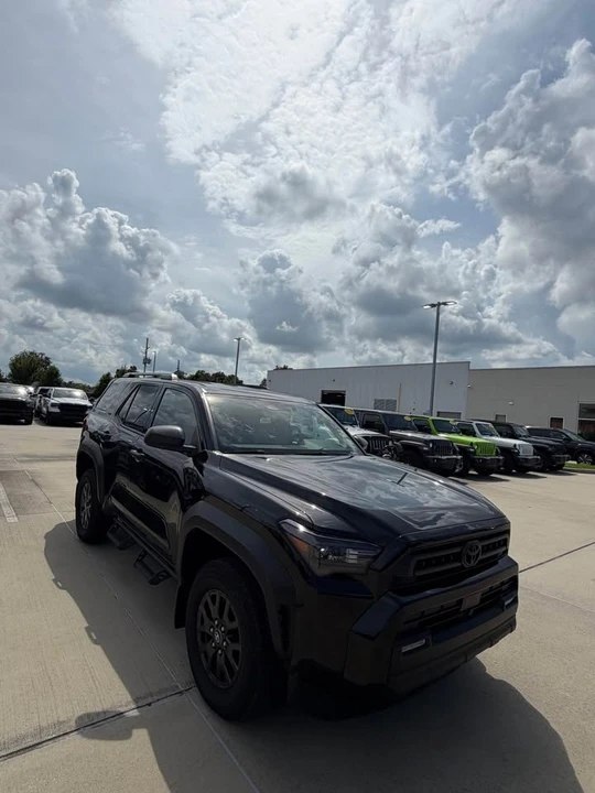 2025 Toyota 4Runner 6th Gen - Image 11 of 11