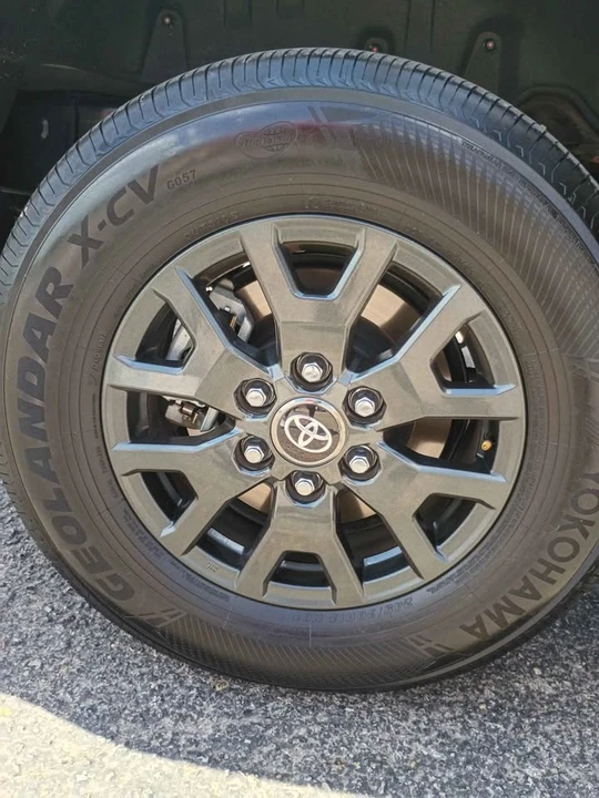 2025 Toyota 4Runner 6th Gen - Image 12 of 13