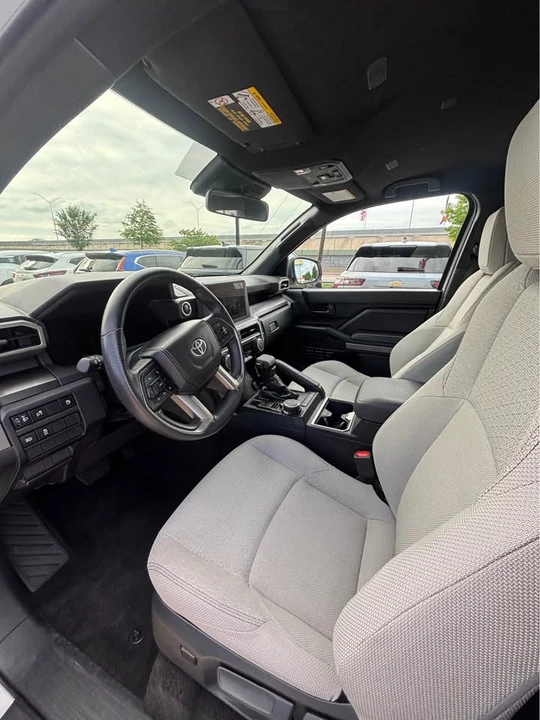 2025 Toyota 4Runner 6th Gen - Image 6 of 10