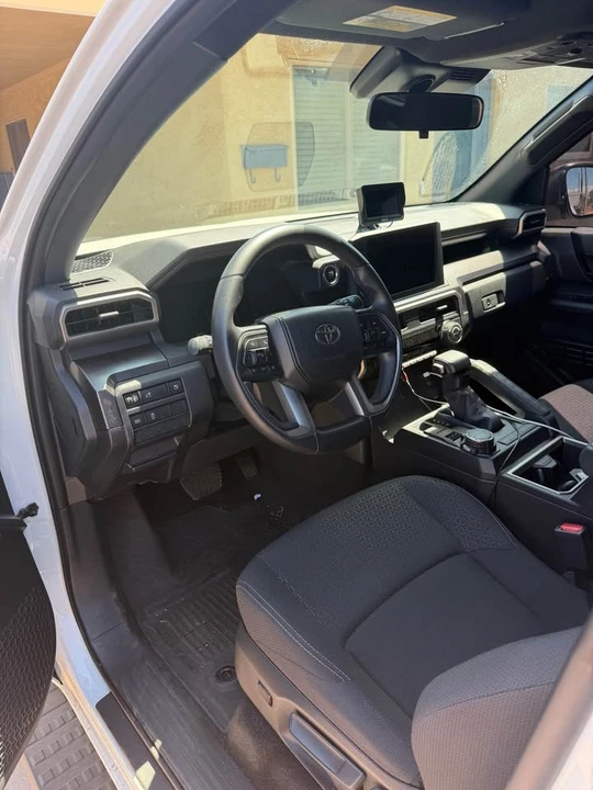 2025 Toyota 4Runner 6th Gen - Image 3 of 6