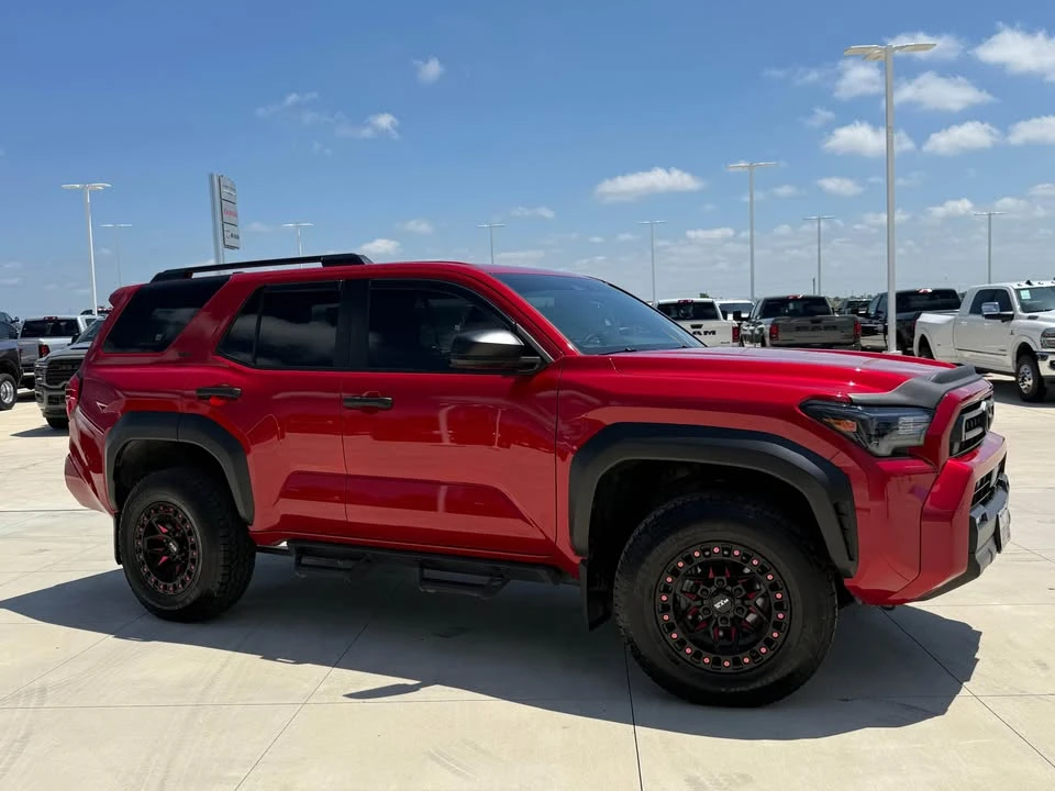 2025 Toyota 4Runner 6th Gen - Image 3 of 8