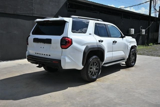2025 Toyota 4Runner 6th Gen - Image 3 of 17