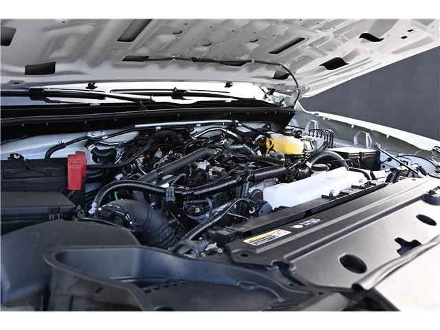 2025 Toyota 4Runner 6th Gen - Image 17 of 18