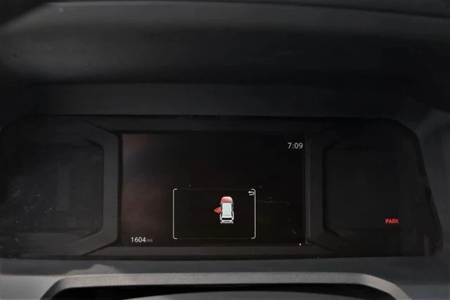 2025 Toyota 4Runner 6th Gen - Image 7 of 17