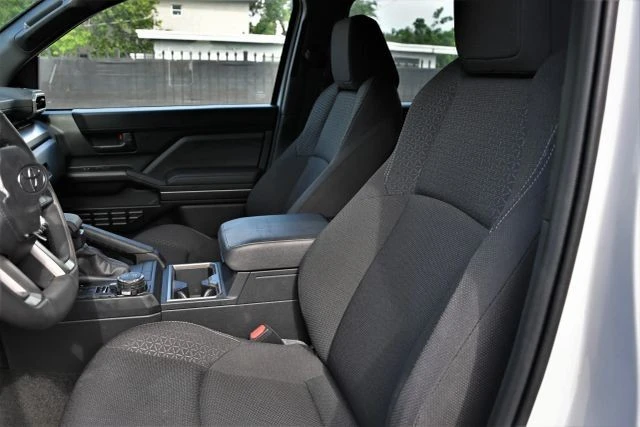 2025 Toyota 4Runner 6th Gen - Image 12 of 18