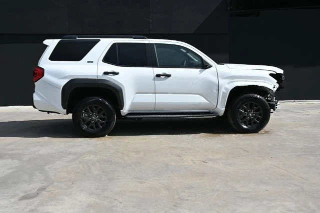 2025 Toyota 4Runner 6th Gen - Image 17 of 17