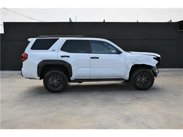 2025 Toyota 4Runner 6th Gen - Image 6 of 18