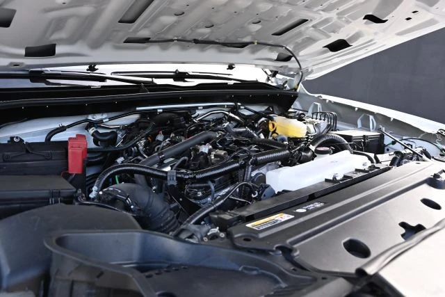2025 Toyota 4Runner 6th Gen - Image 17 of 18