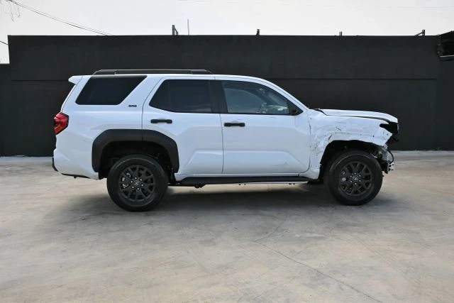 2025 Toyota 4Runner 6th Gen - Image 6 of 18