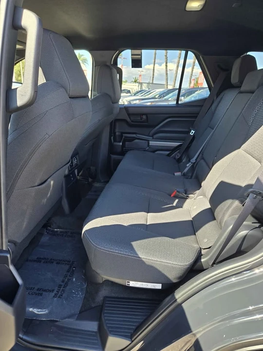 2025 Toyota 4Runner 6th Gen - Image 2 of 10