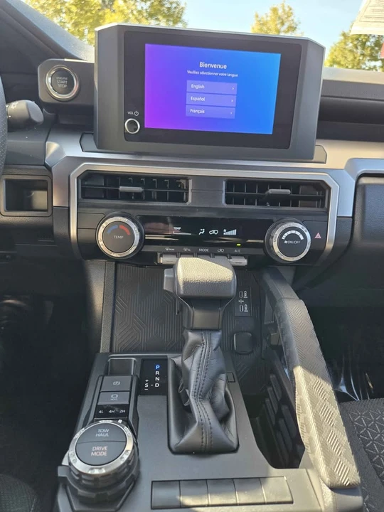 2025 Toyota 4Runner 6th Gen - Image 10 of 10