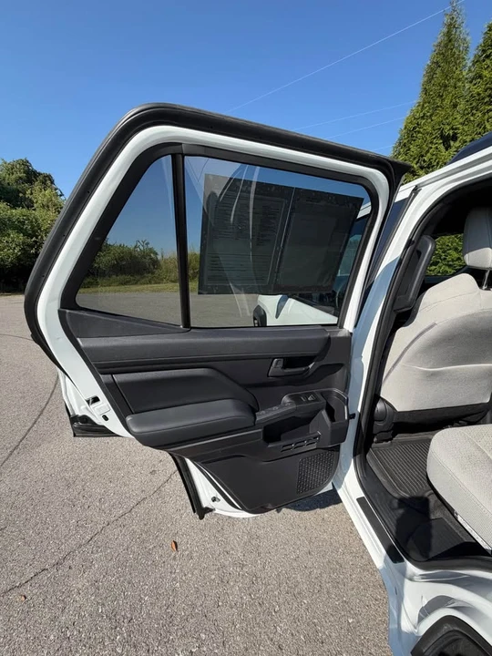 2025 Toyota 4Runner 6th Gen - Image 13 of 14