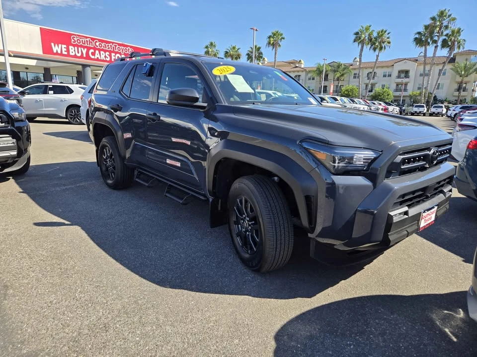 2025 Toyota 4Runner 6th Gen - Image 5 of 10