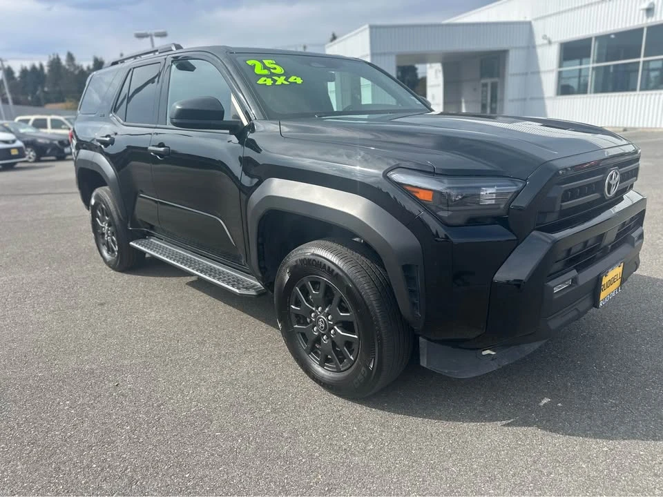 2025 Toyota 4Runner 6th Gen - Image 2 of 19