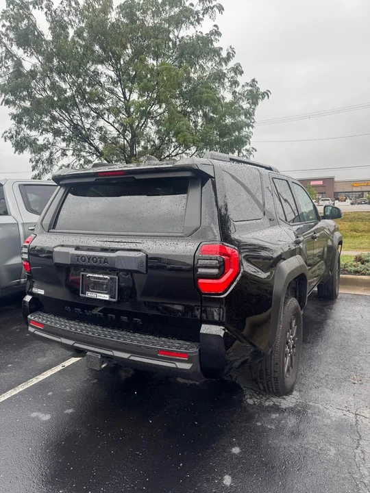 2025 Toyota 4Runner 6th Gen - Image 3 of 14